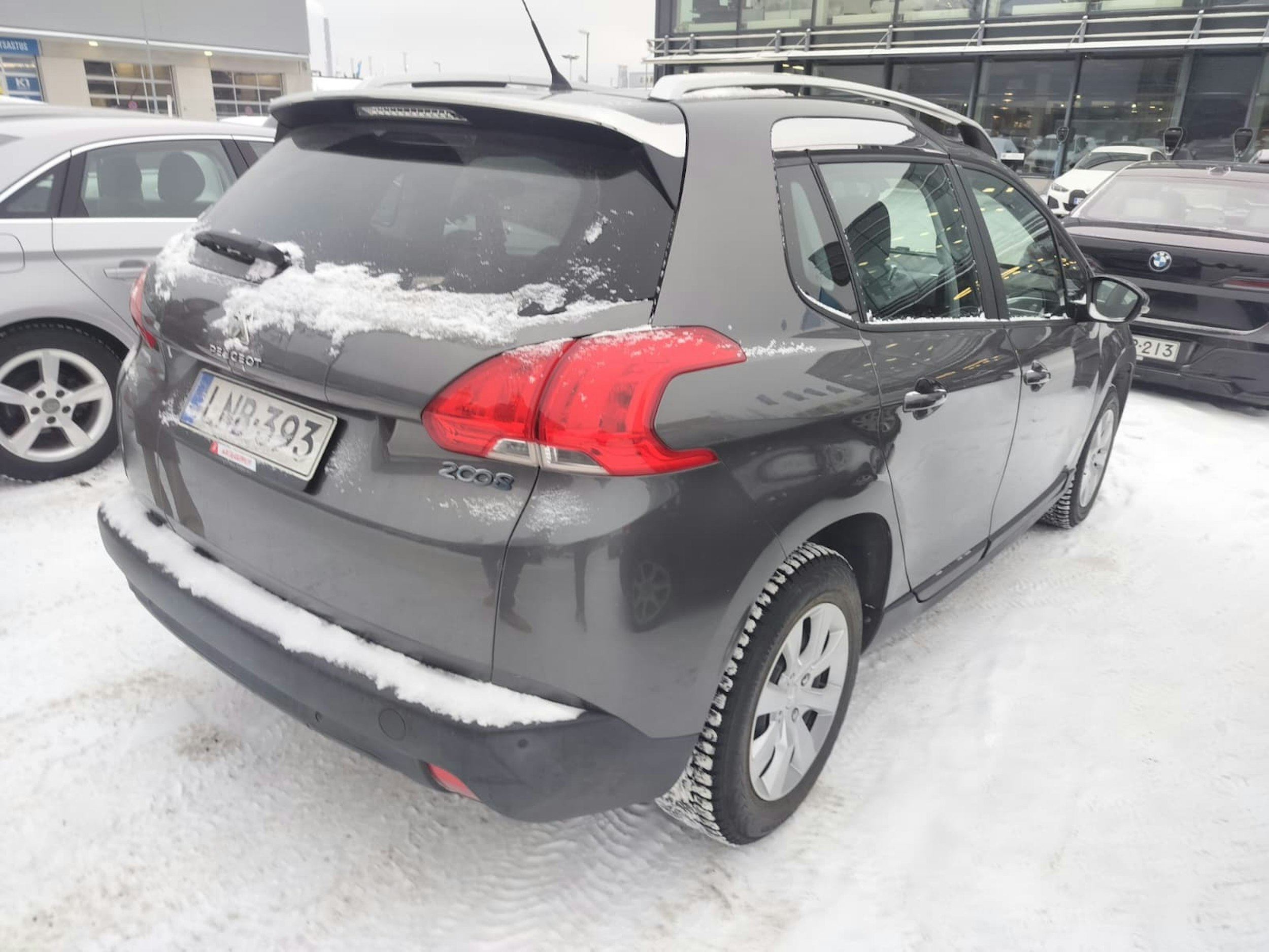 harmaa Peugeot 2008 2016 kuva 2.