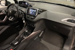harmaa Peugeot 2008 2016 kuva 25.
