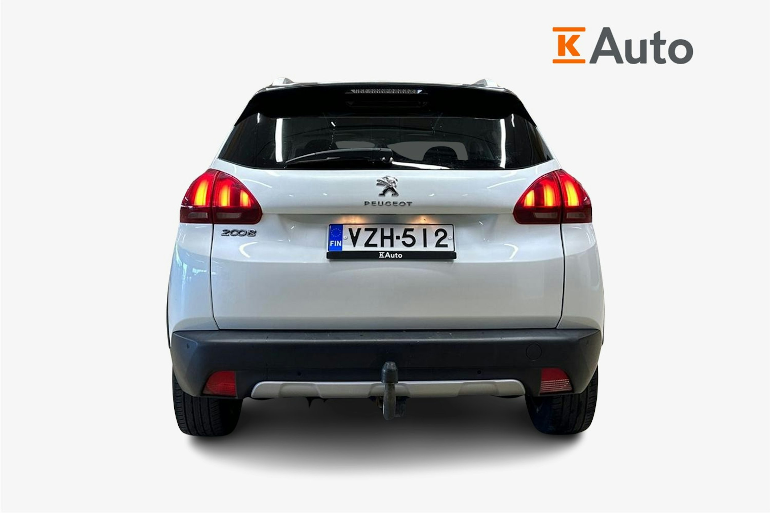 Valkoinen Peugeot 2008 2017 kuva 3.
