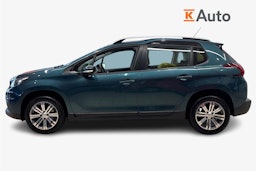 vihreä Peugeot 2008 2019 kuva 5.