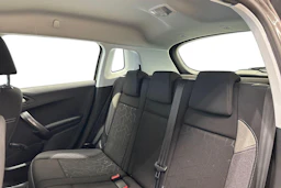 harmaa Peugeot 2008 2019 kuva 8.