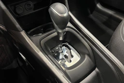 harmaa Peugeot 2008 2019 kuva 23.