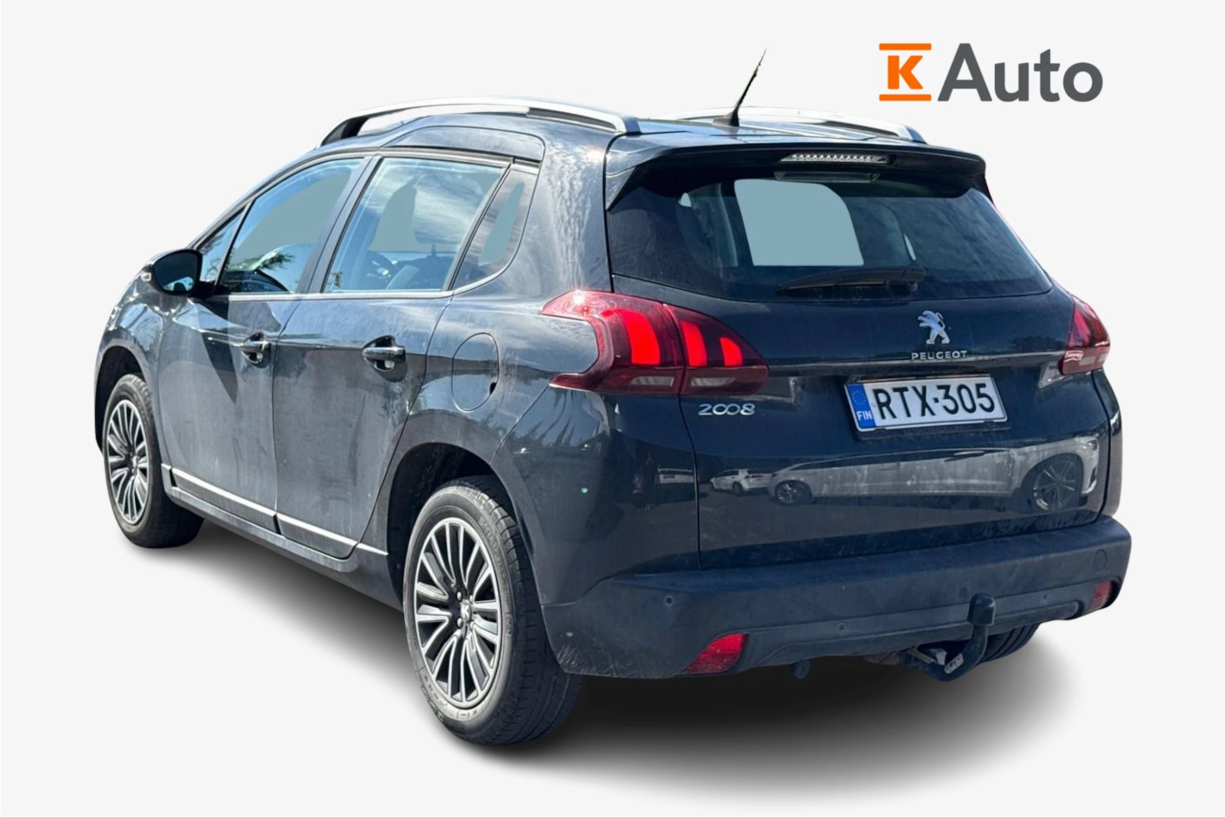 harmaa Peugeot 2008 2019 kuva 2.