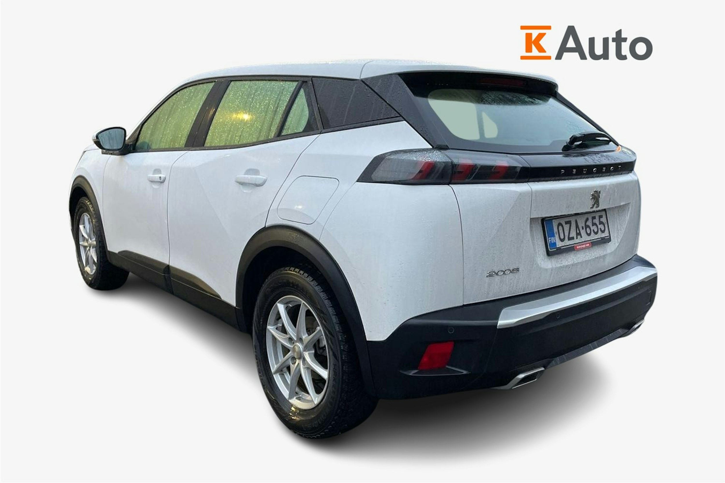 valkoinen Peugeot 2008 2020 kuva 2.
