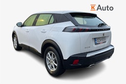 valkoinen Peugeot 2008 2020 kuva 2.