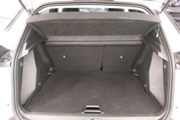 Valkoinen Peugeot 2008 2021 kuva 25.