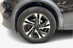 Musta Peugeot 2008 2021 kuva 9.