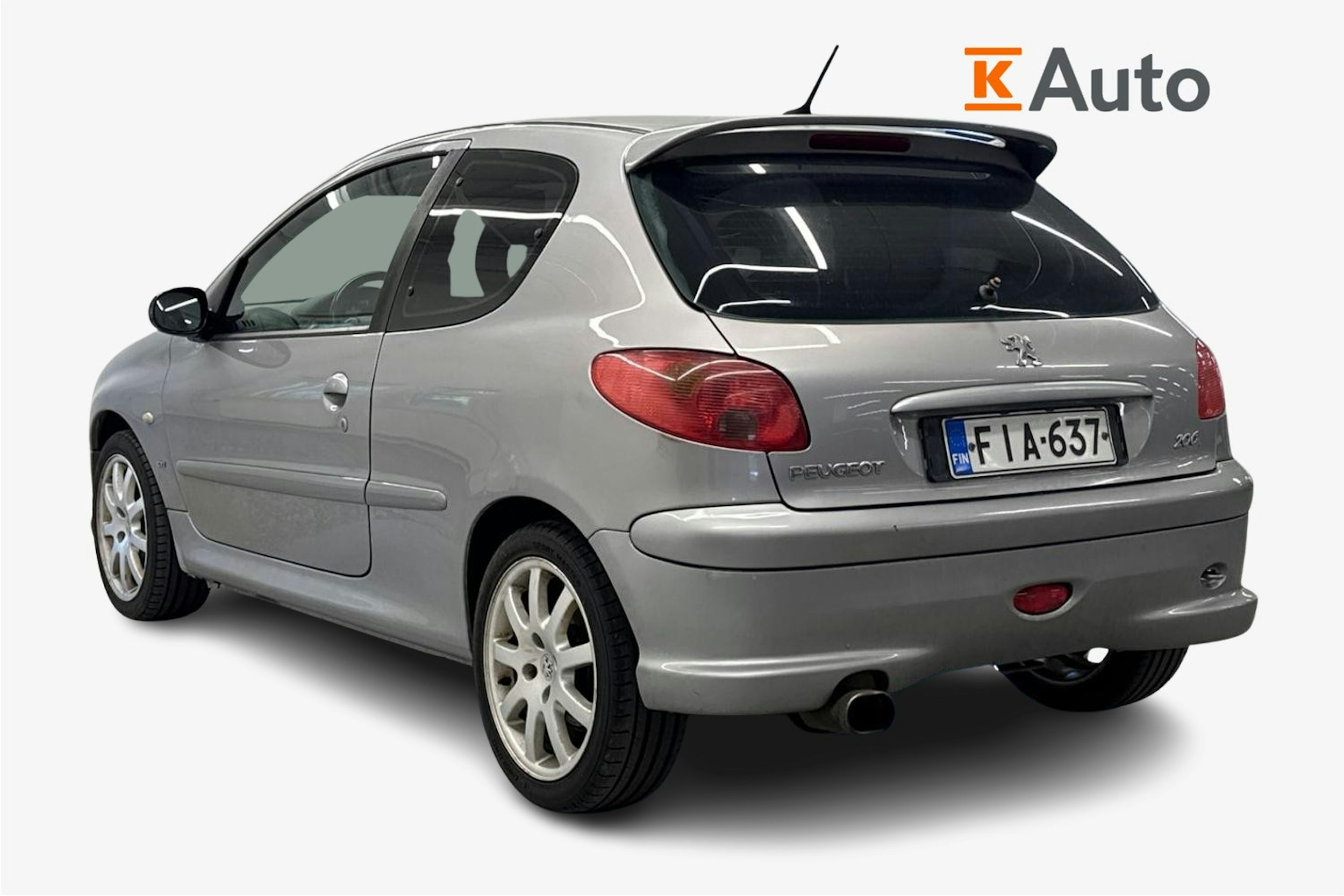 Harmaa Peugeot 206 2004 kuva 2.