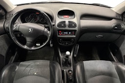 Harmaa Peugeot 206 2004 kuva 7.