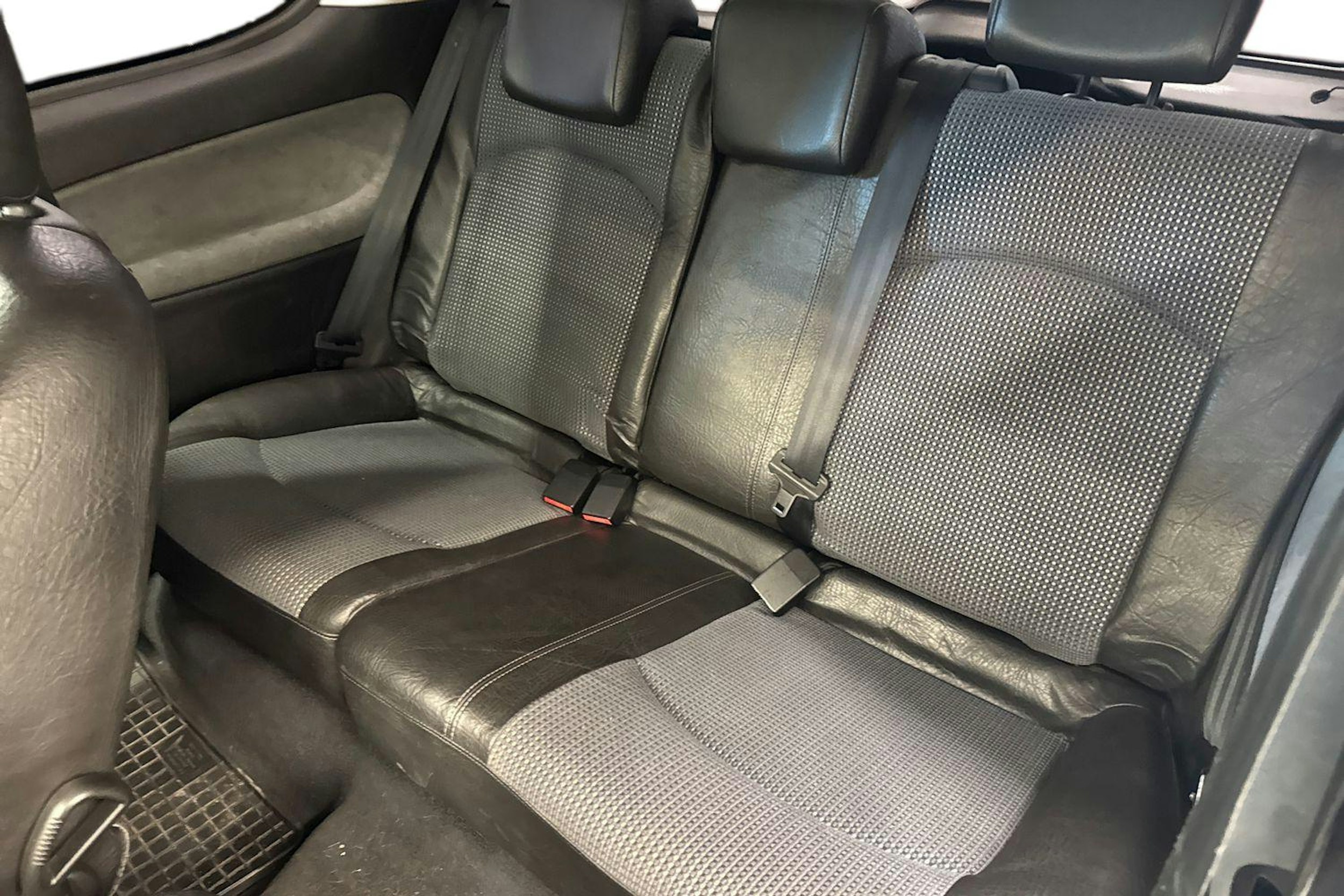Harmaa Peugeot 206 2004 kuva 8.