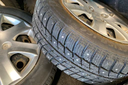 Musta Peugeot 206+ 2010 kuva 15.