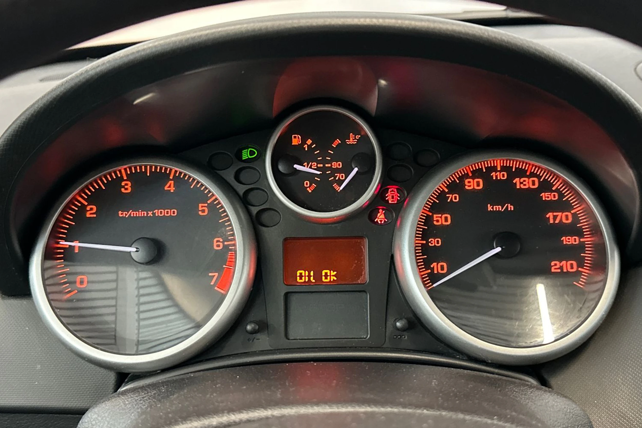 Sininen Peugeot 207 2006 kuva 16.
