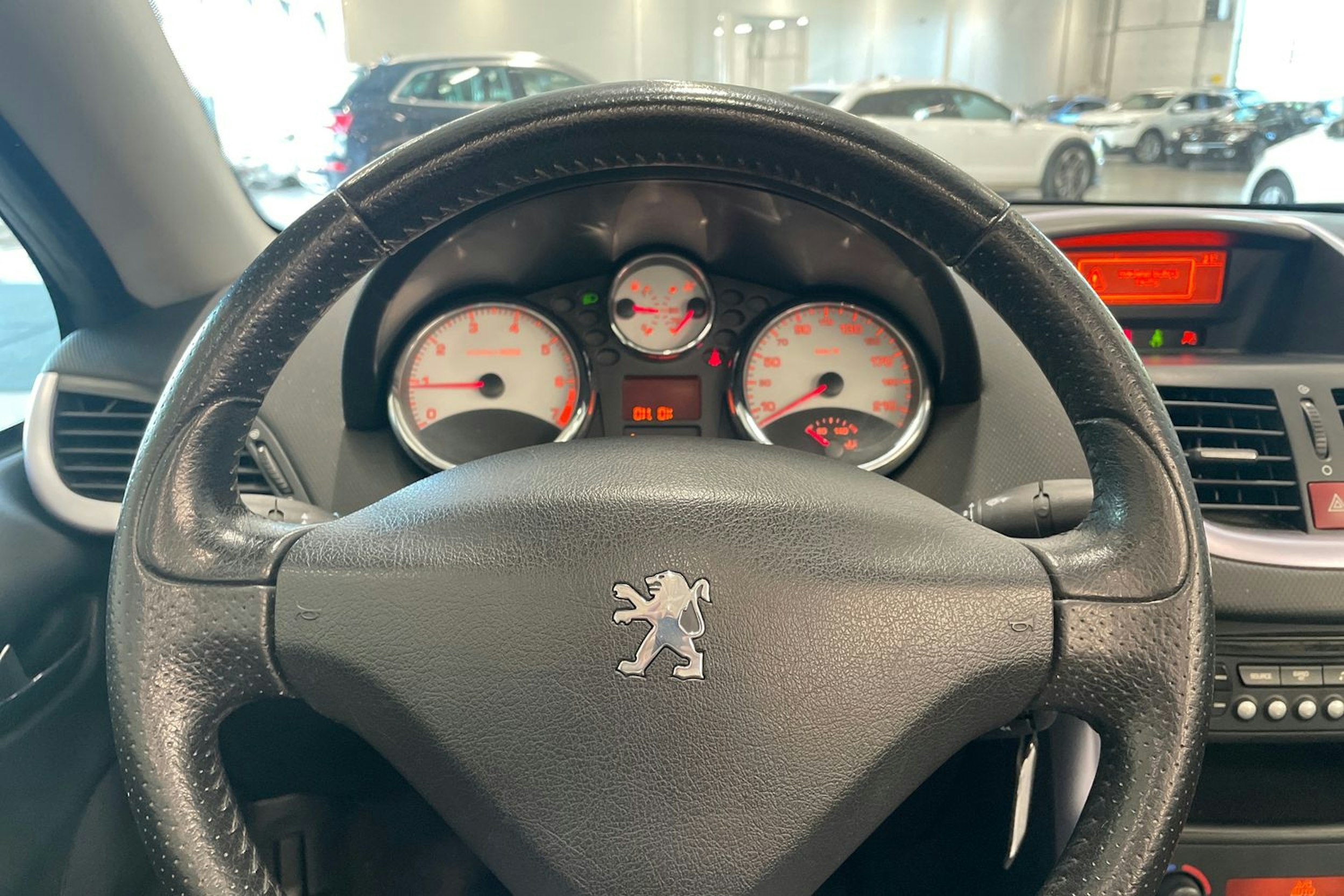 harmaa Peugeot 207 2007 kuva 14.