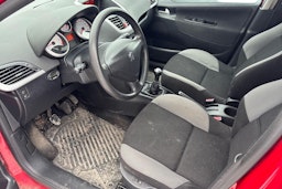 Punainen Peugeot 207 2007 kuva 6.