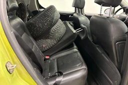 keltainen Peugeot 207 2008 kuva 15.