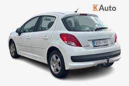 Valkoinen Peugeot 207 2010 kuva 2.