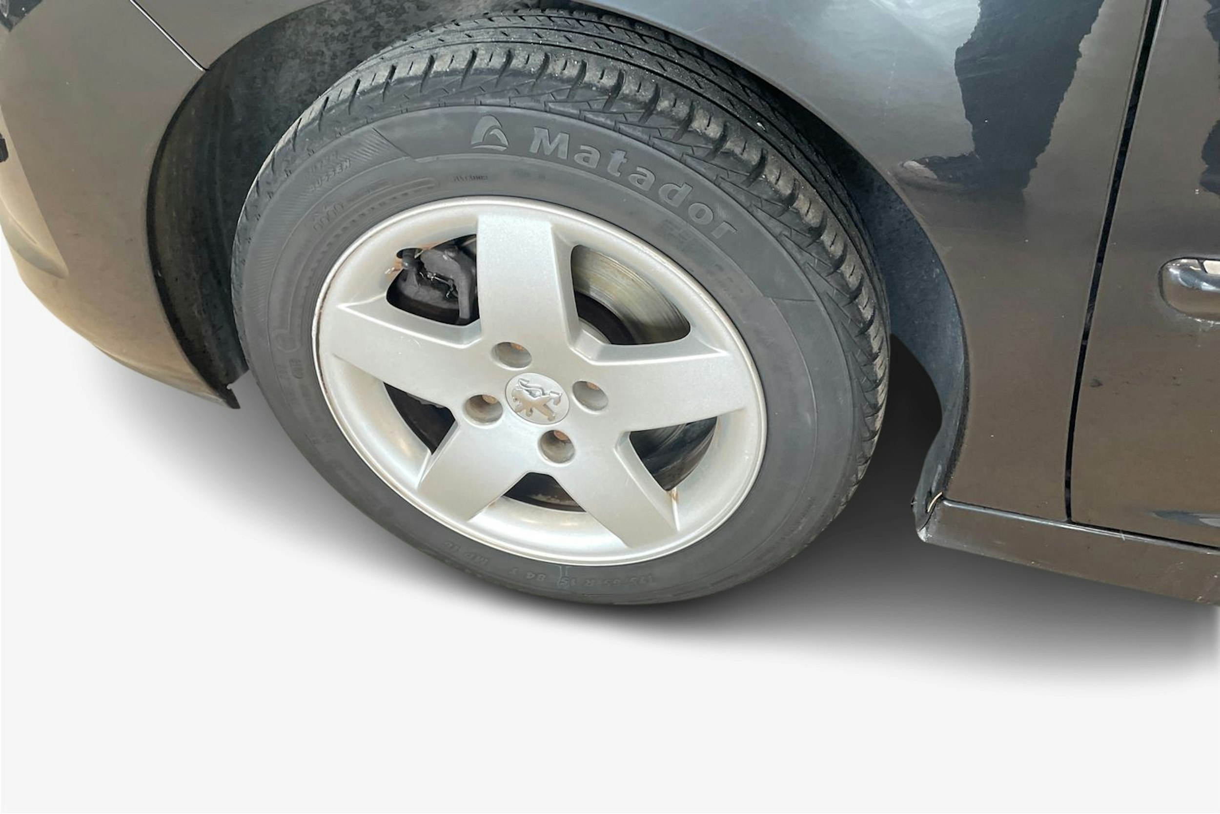 musta Peugeot 207 2010 kuva 9.