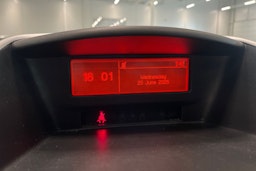 musta Peugeot 207 2010 kuva 17.