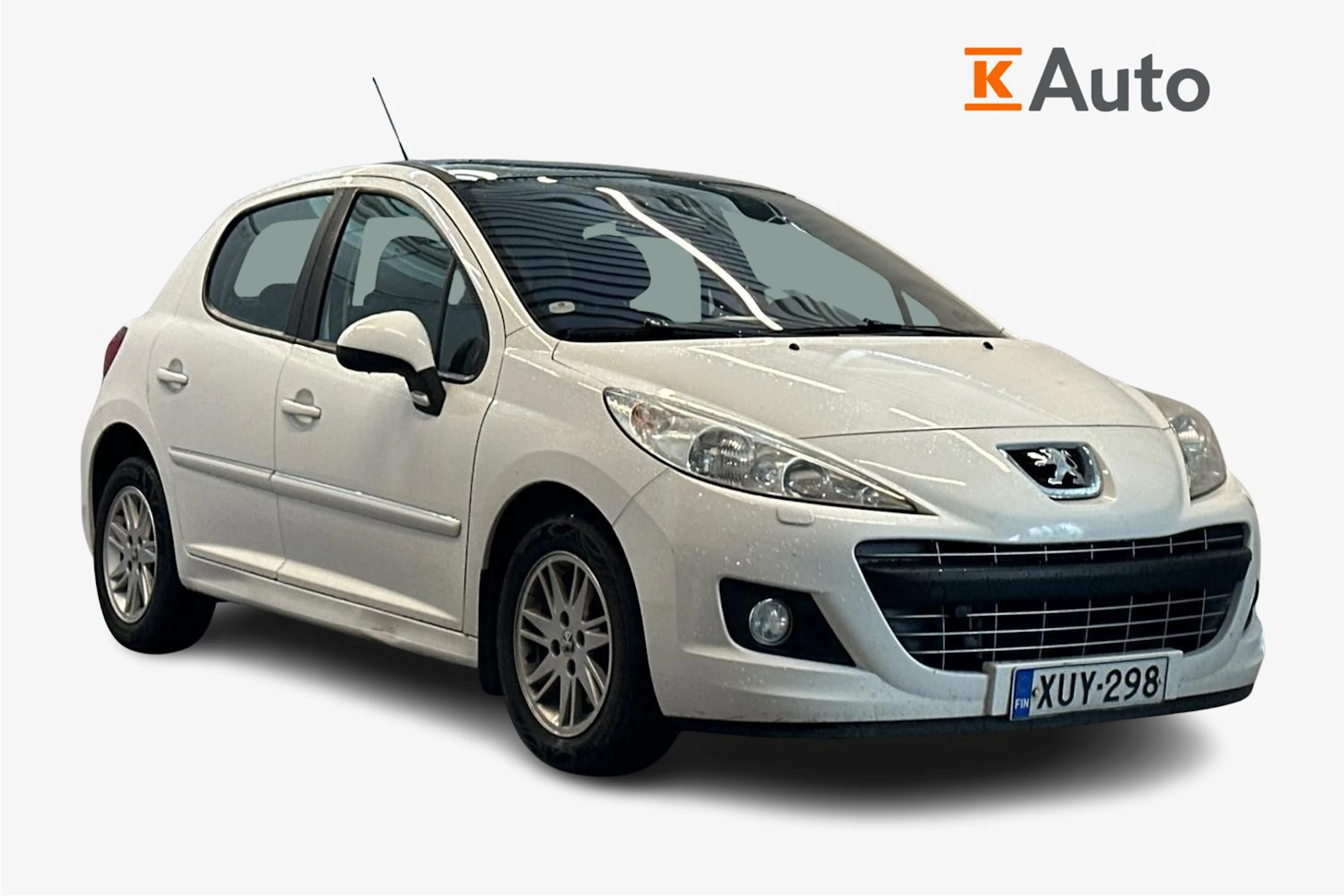 valkoinen Peugeot 207 2011 kuva 1.
