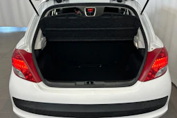 valkoinen Peugeot 207 2011 kuva 13.