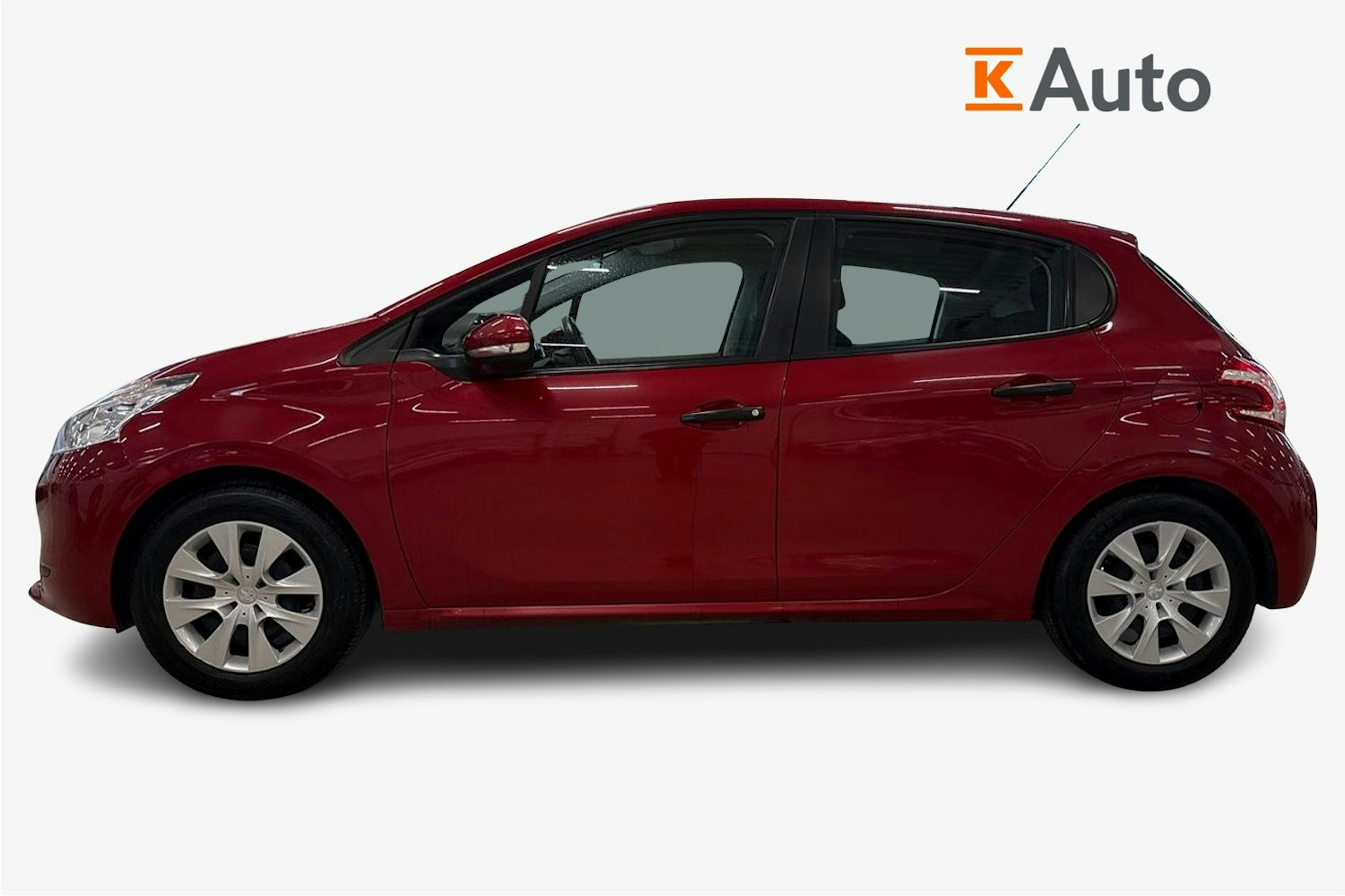 met. punainen Peugeot 208 2013 kuva 5.