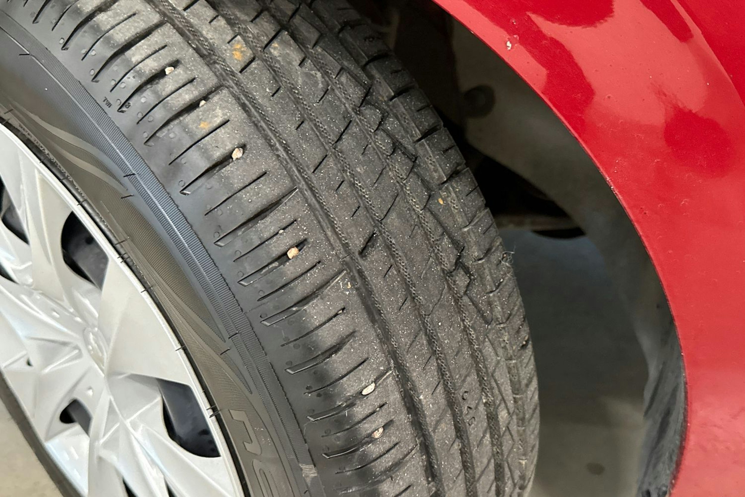 met. punainen Peugeot 208 2013 kuva 10.