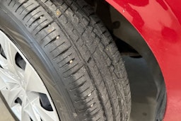 met. punainen Peugeot 208 2013 kuva 10.