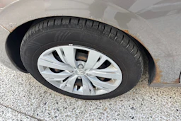 Harmaa Peugeot 208 2013 kuva 19.