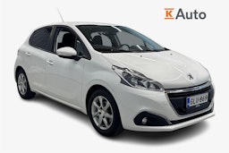 valkoinen Peugeot 208 2015 kuva 1.