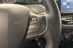 valkoinen Peugeot 208 2015 kuva 20.