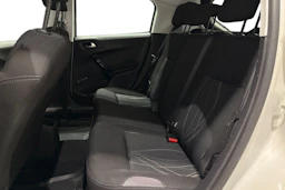 Valkoinen Peugeot 208 2015 kuva 8.