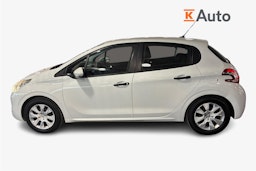 valkoinen Peugeot 208 2015 kuva 5.