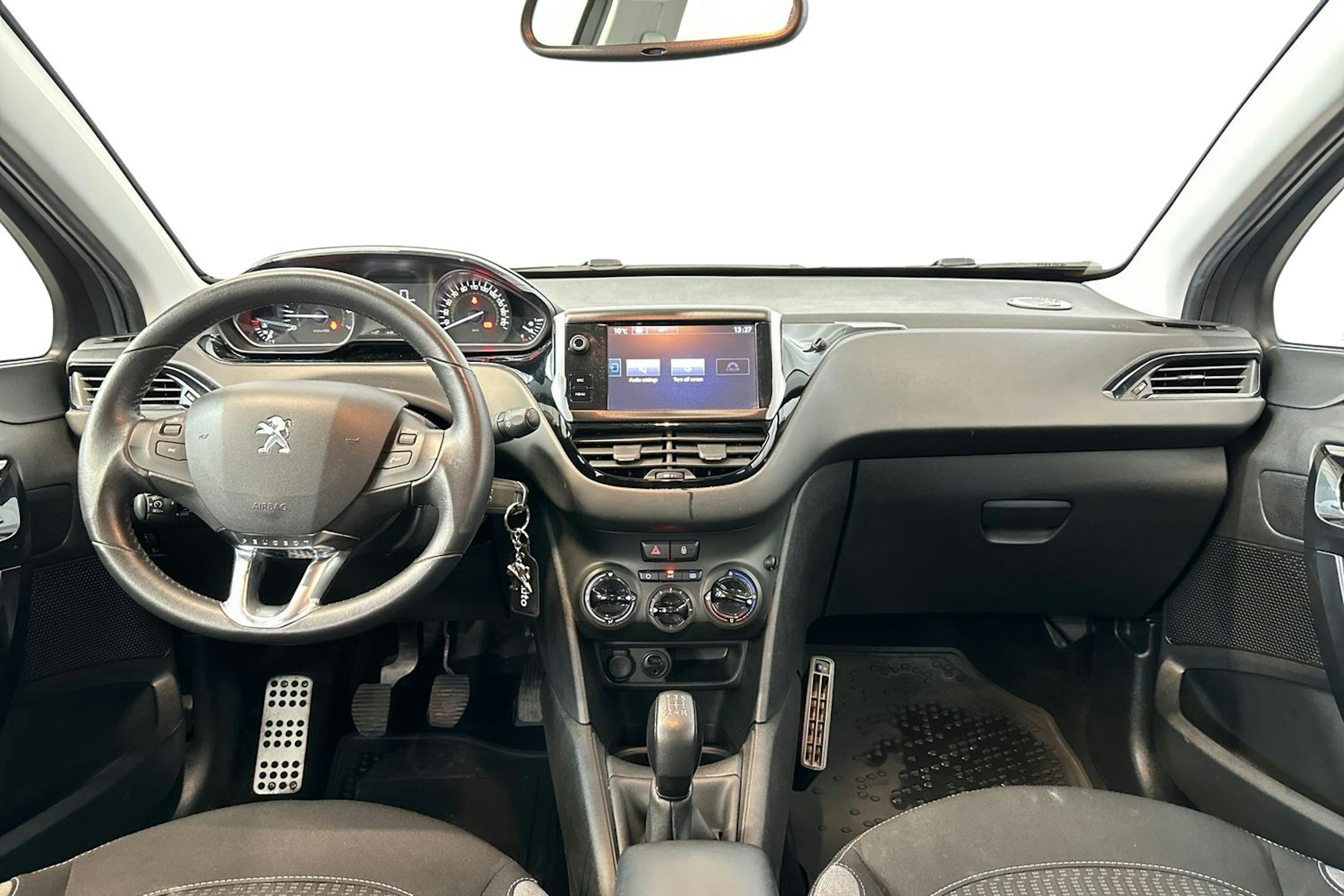 harmaa Peugeot 208 2016 kuva 9.