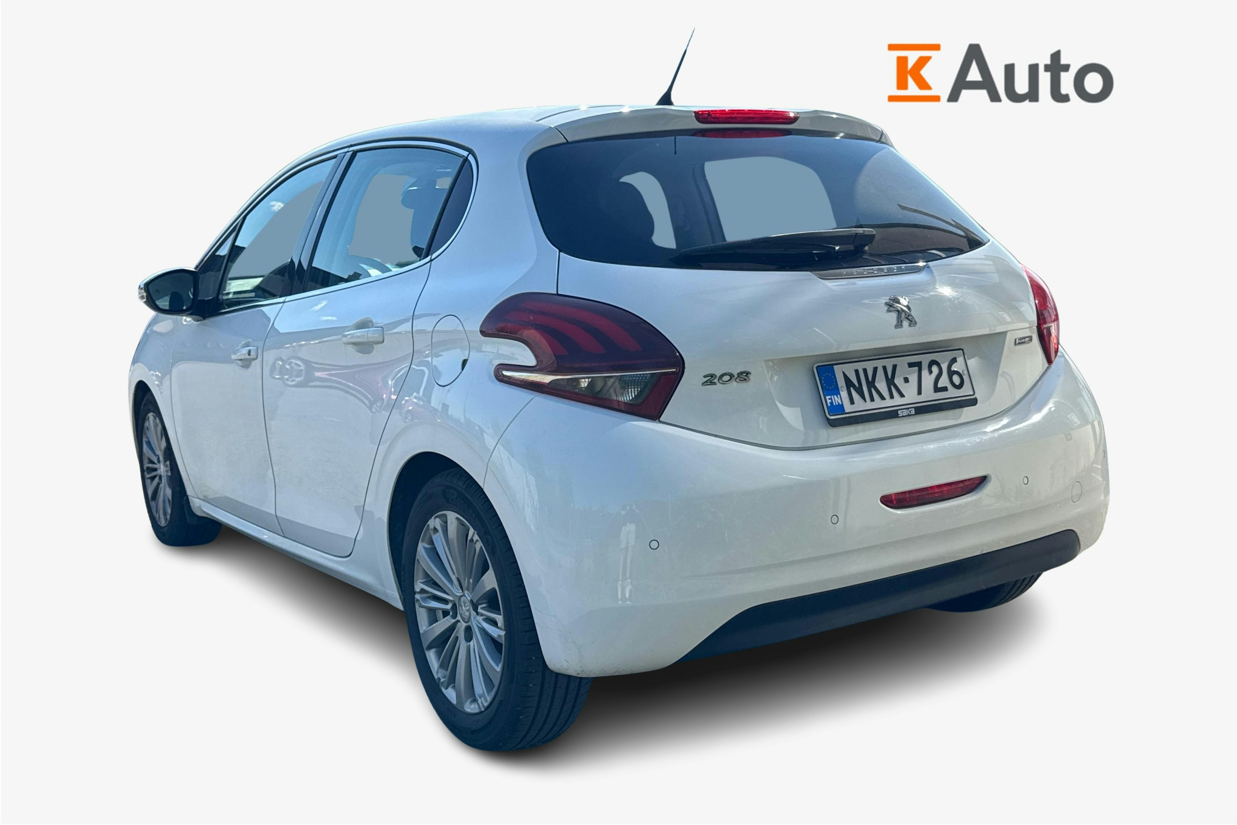 valkoinen Peugeot 208 2017 kuva 2.