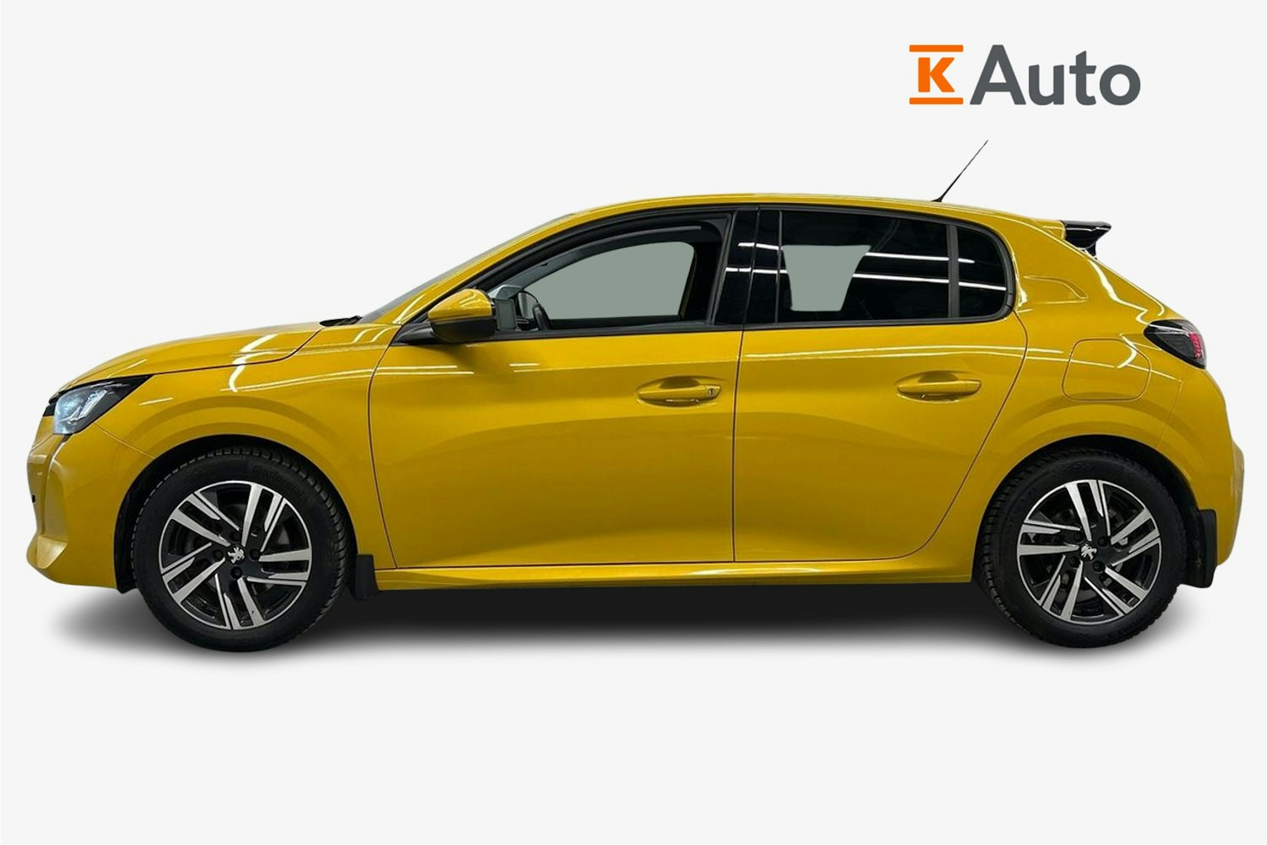 keltainen Peugeot 208 2021 kuva 6.