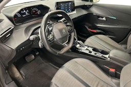 keltainen Peugeot 208 2021 kuva 7.