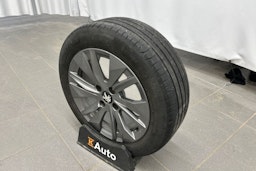 keltainen Peugeot 208 2021 kuva 17.