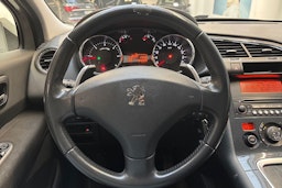 Harmaa Peugeot 3008 2010 kuva 15.