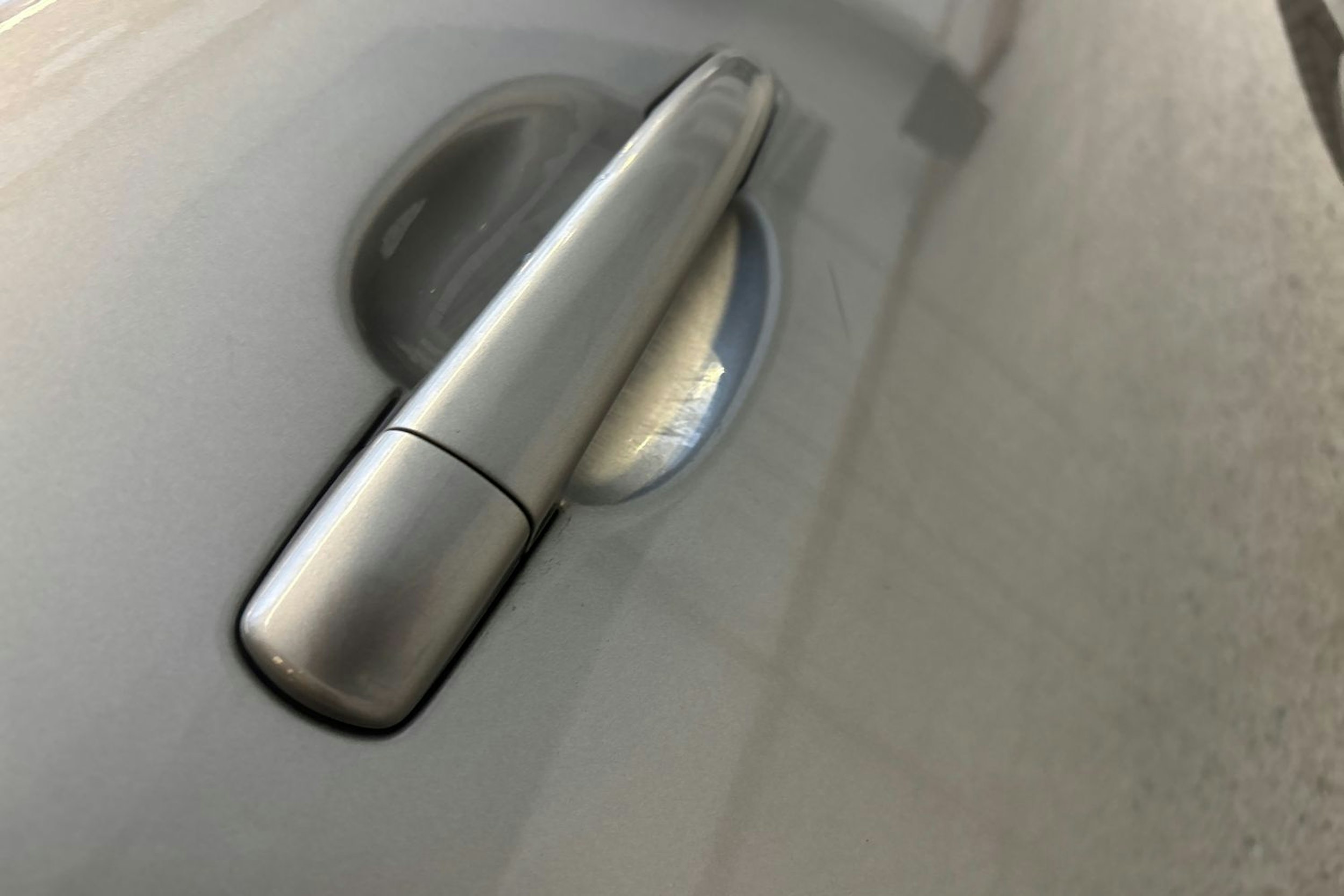 Harmaa Peugeot 3008 2010 kuva 24.