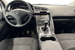 valkoinen Peugeot 3008 2013 kuva 9.