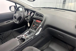 valkoinen Peugeot 3008 2013 kuva 12.