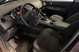 Ruskea (beige) Peugeot 3008 2014 kuva 7.