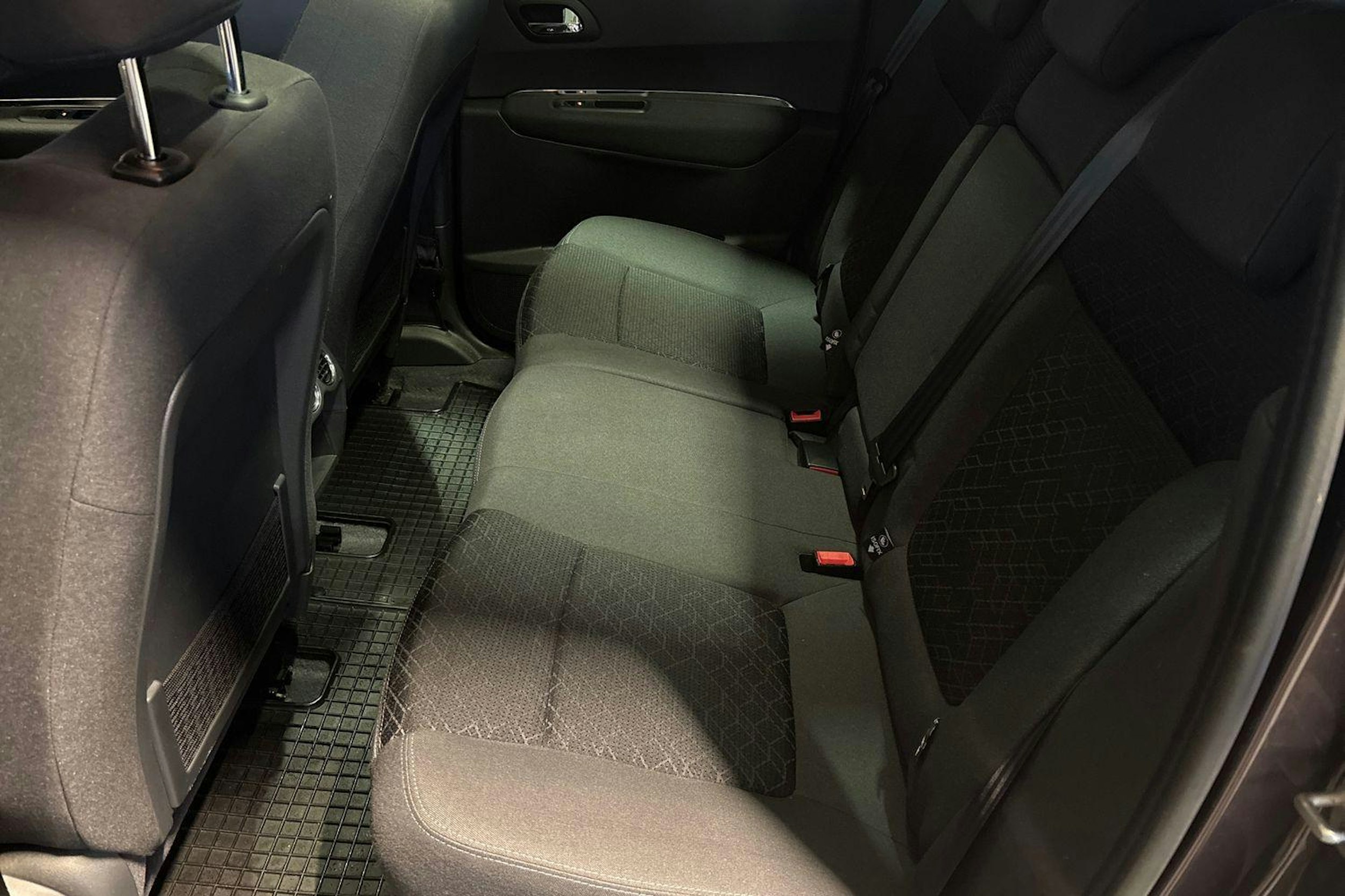 Ruskea (beige) Peugeot 3008 2014 kuva 10.