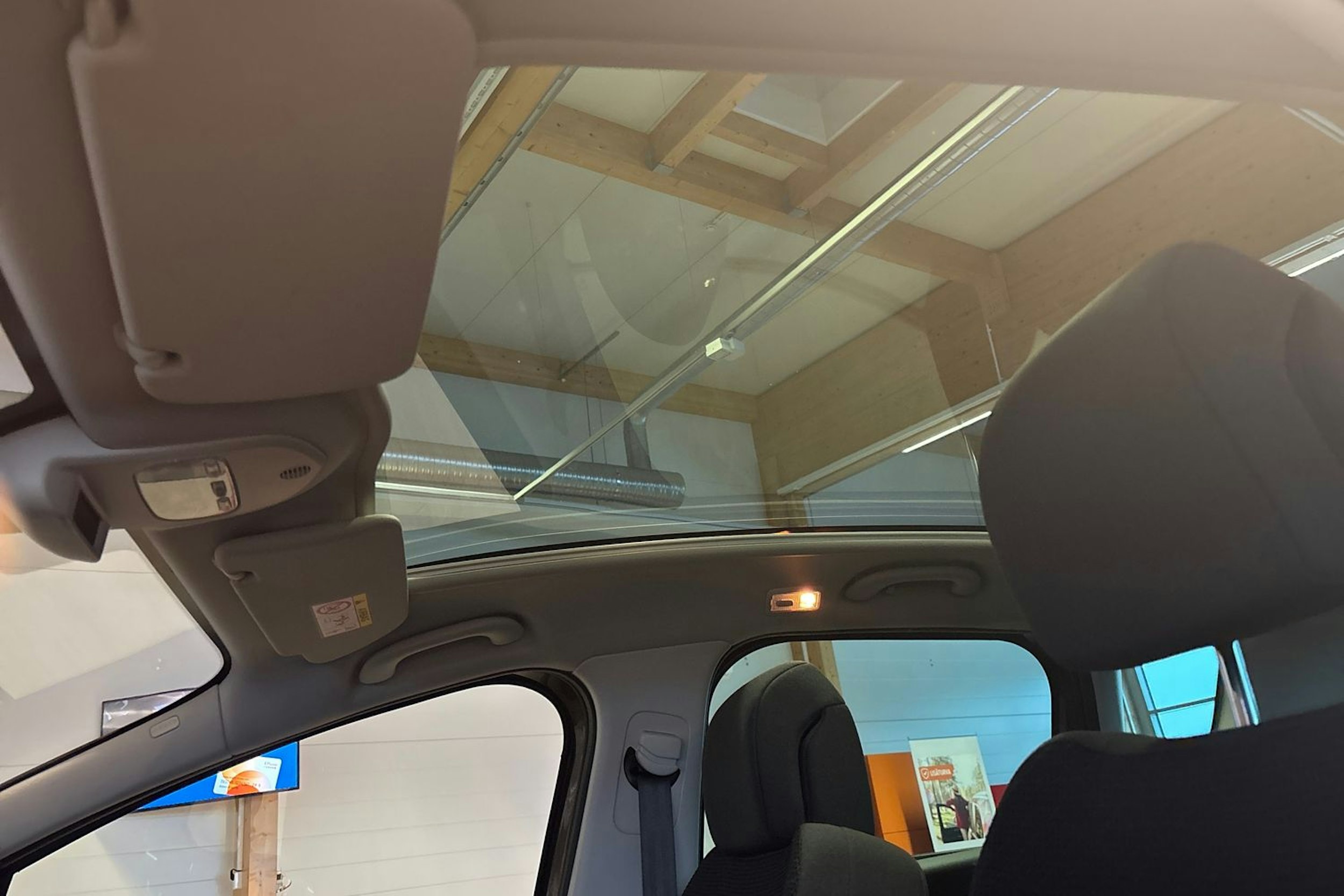 Ruskea (beige) Peugeot 3008 2014 kuva 20.