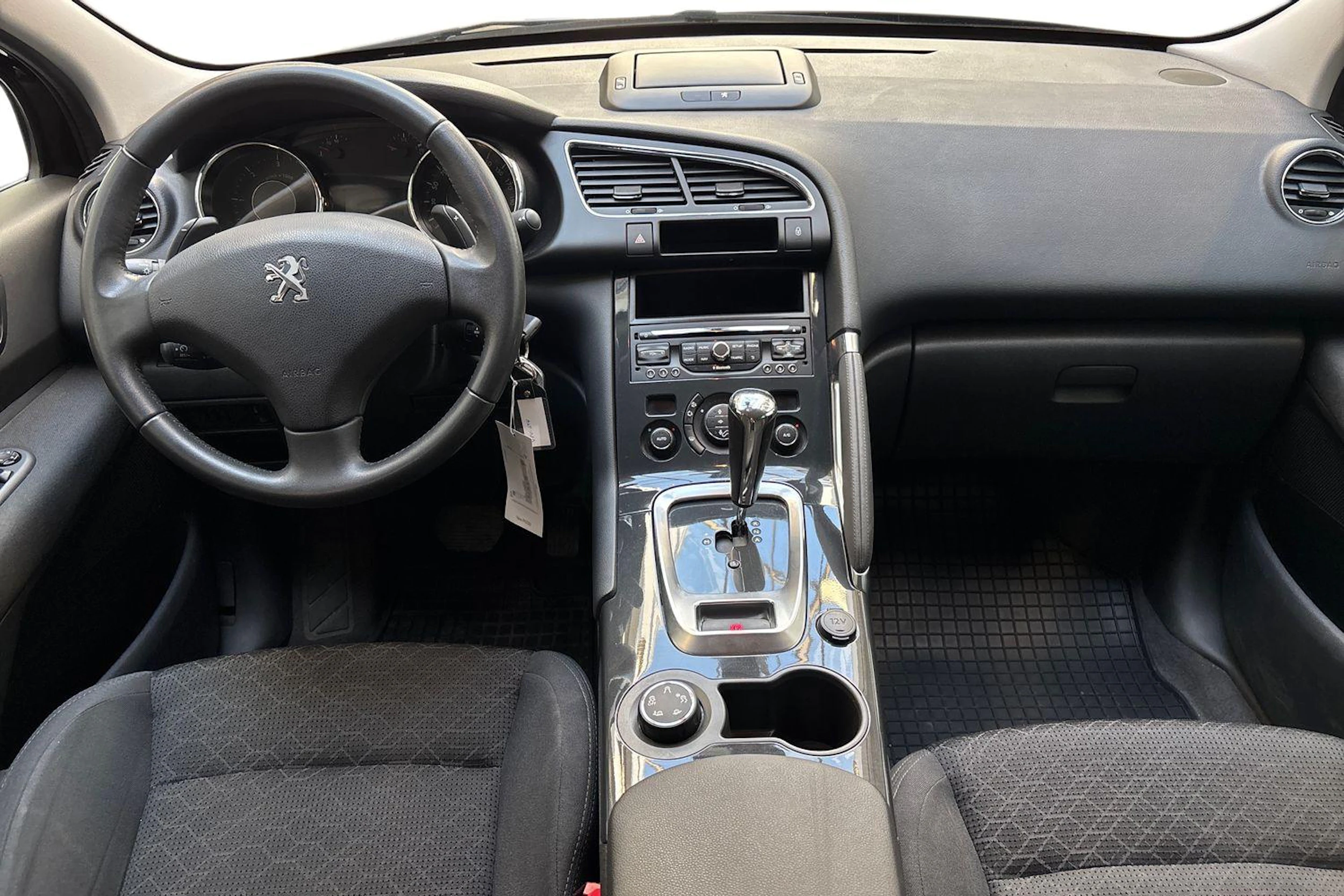 Musta Peugeot 3008 2014 kuva 9.