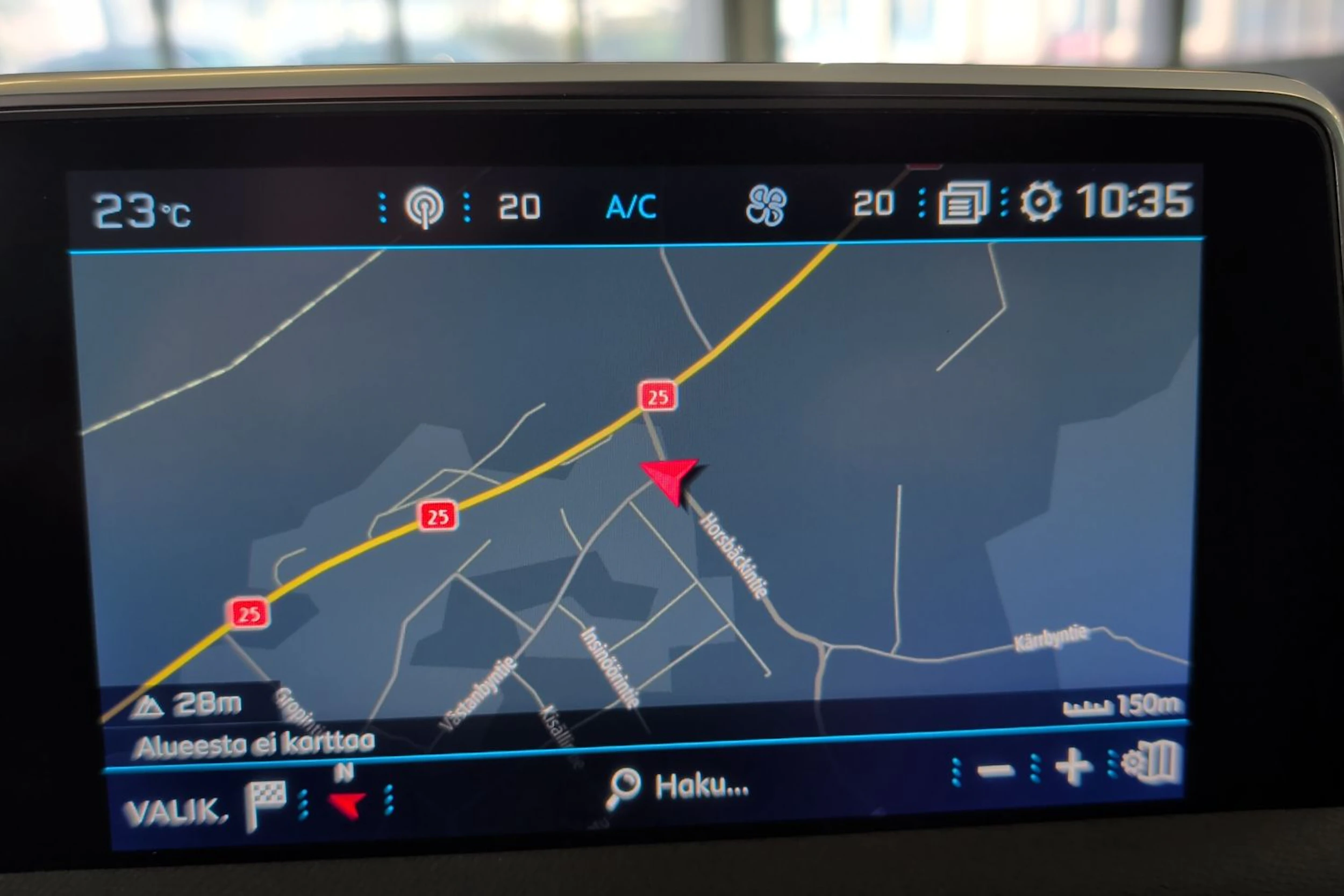sininen Peugeot 3008 2017 kuva 12.