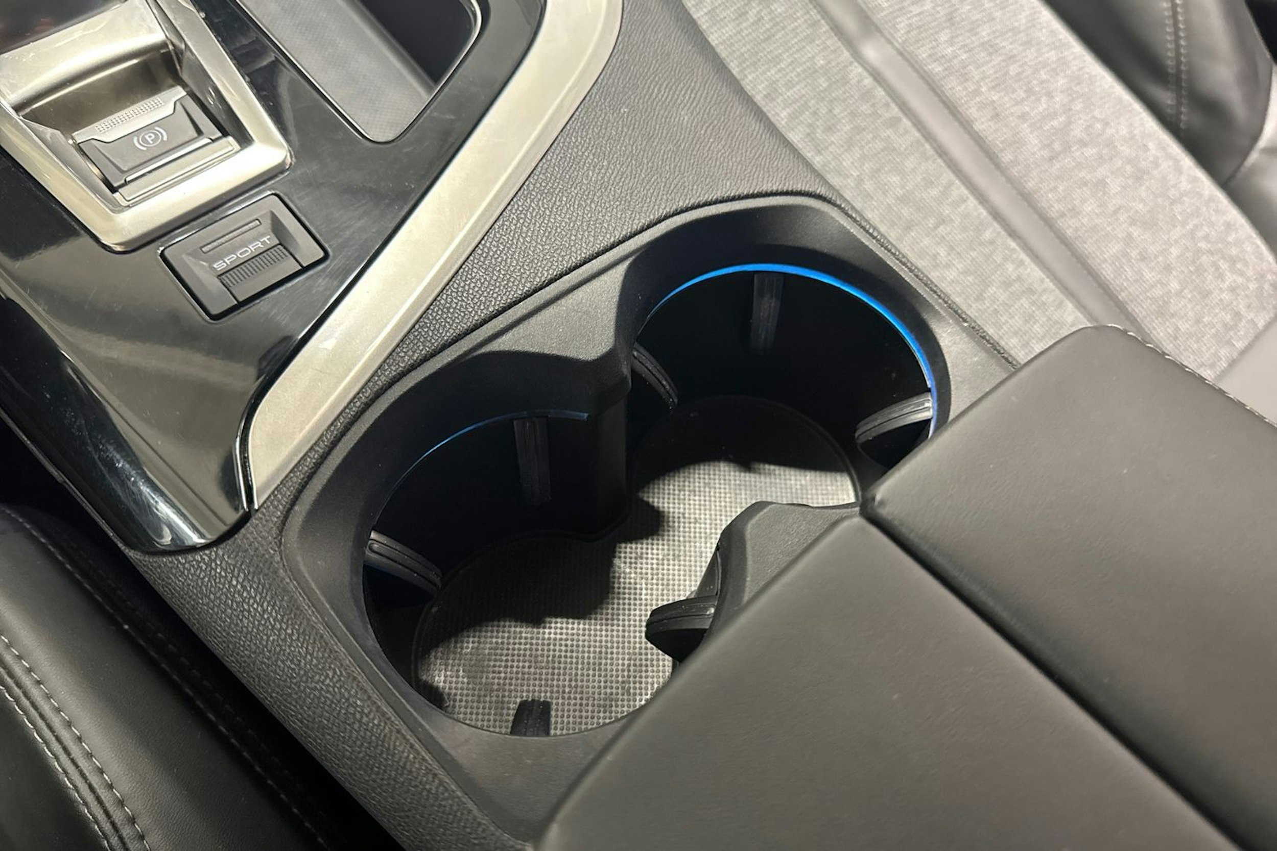 ruskea (beige) Peugeot 3008 2017 kuva 35.
