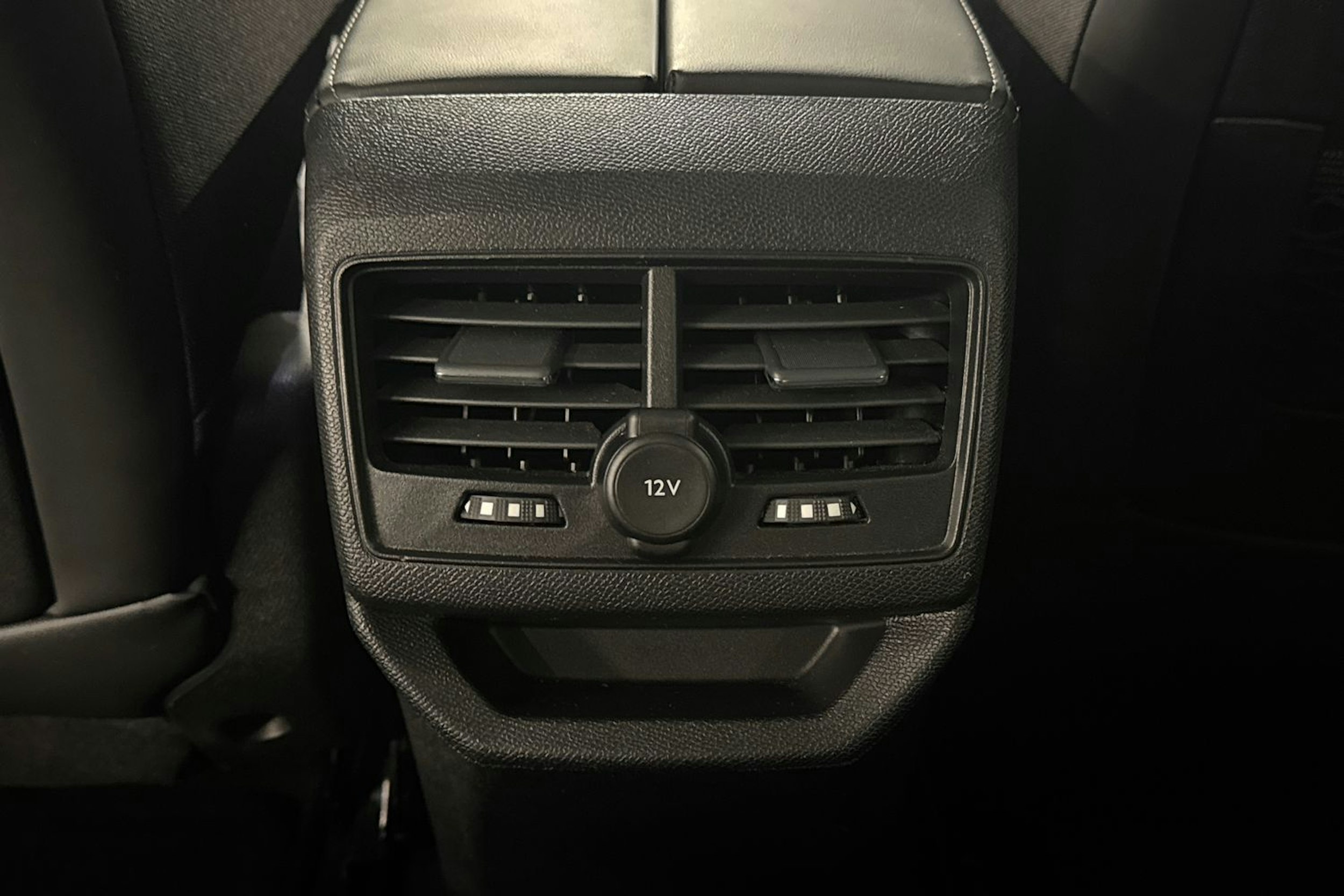ruskea (beige) Peugeot 3008 2017 kuva 36.