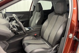 ruskea (beige) Peugeot 3008 2017 kuva 4.