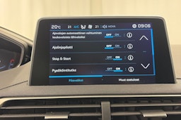 ruskea (beige) Peugeot 3008 2017 kuva 13.